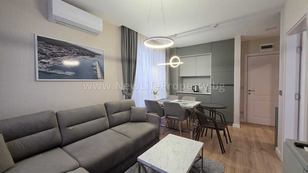 Продава се Двустаен апартамент в к.к. Слънчев бряг - 52 кв.м за 1275 €/кв.м - Снимка #3