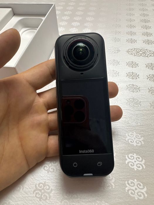 Insta 360 X5 8K Action Cam