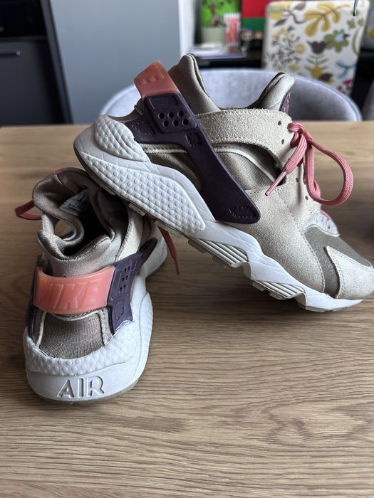 Дамски маратонки Nike Huarache