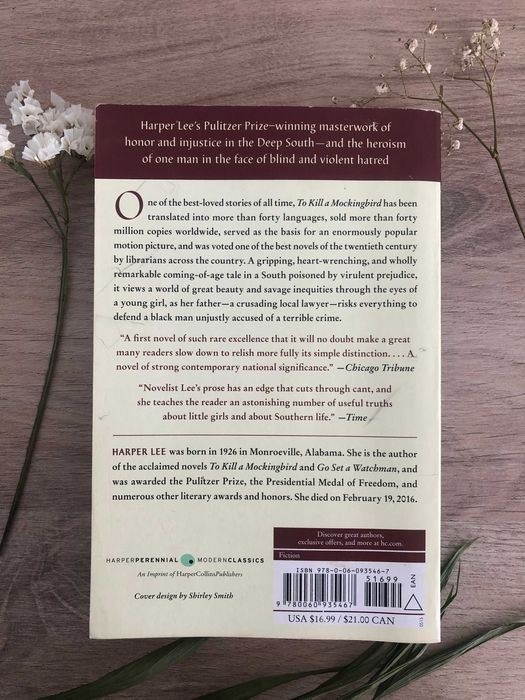 "Да убиеш присмехулник", Харпър Ли, английски език