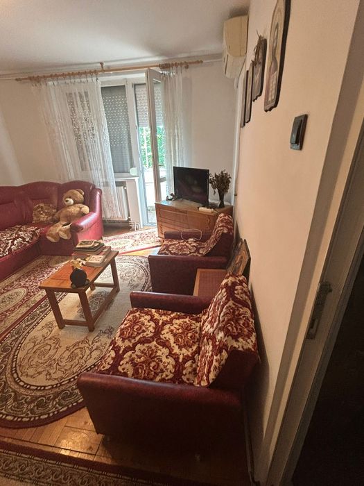 Vând apartament 2 camere 60mp, et. 4/4 uta