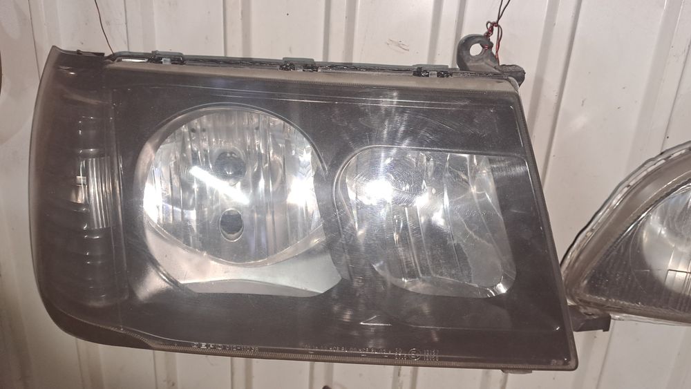 Тойота лан грузер 100