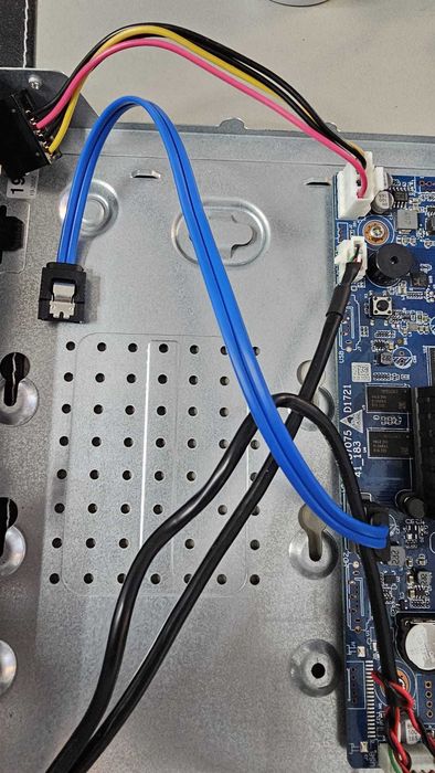 Hard Disk 1TB Supraveghere video + cabluri conectare DVR