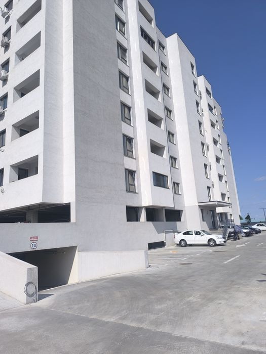 De închiriat apartament 2 camere zona Berceni