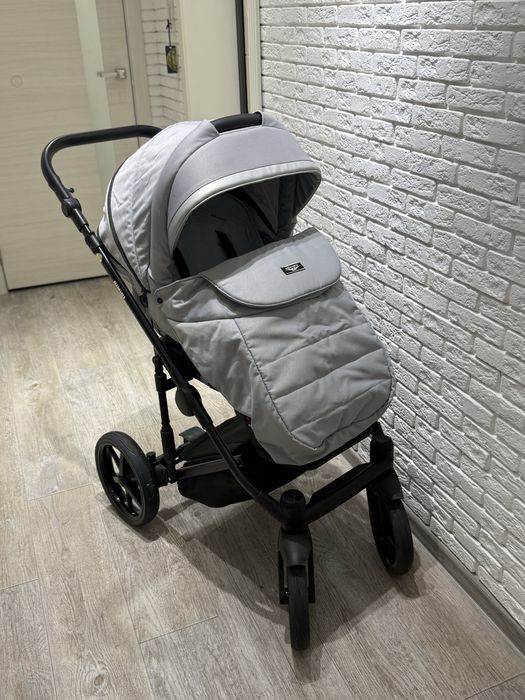 Продам: коляска Adamex Rimini  2 в 1