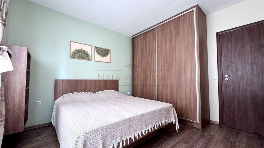 Продава се Тристаен апартамент в Бургас, Сарафово - 110 кв.м за 2200 €/кв.м - Снимка #6