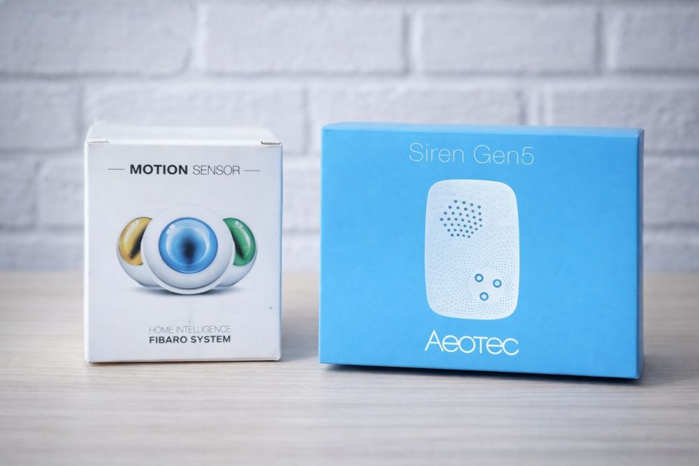 Z-Wave комплект: Fibaro Motion Sensor + Aeotec Siren Gen5 (с кутии)