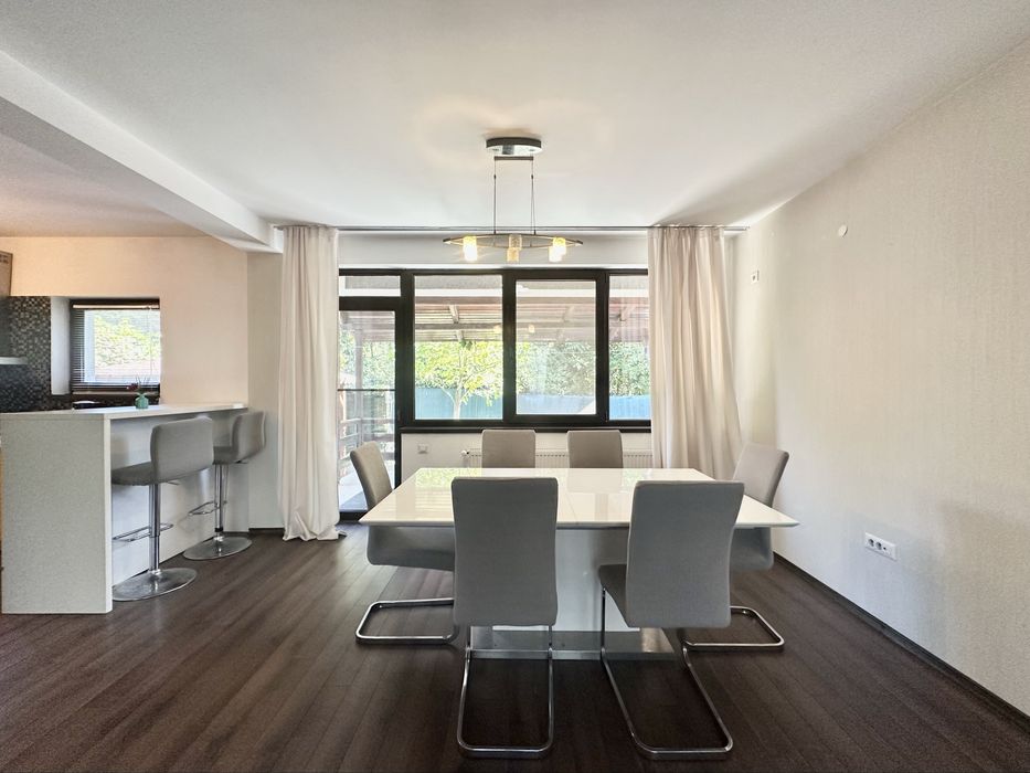 Casa  4 camere, 180 mp - mobilata  - Tunari (stadion)