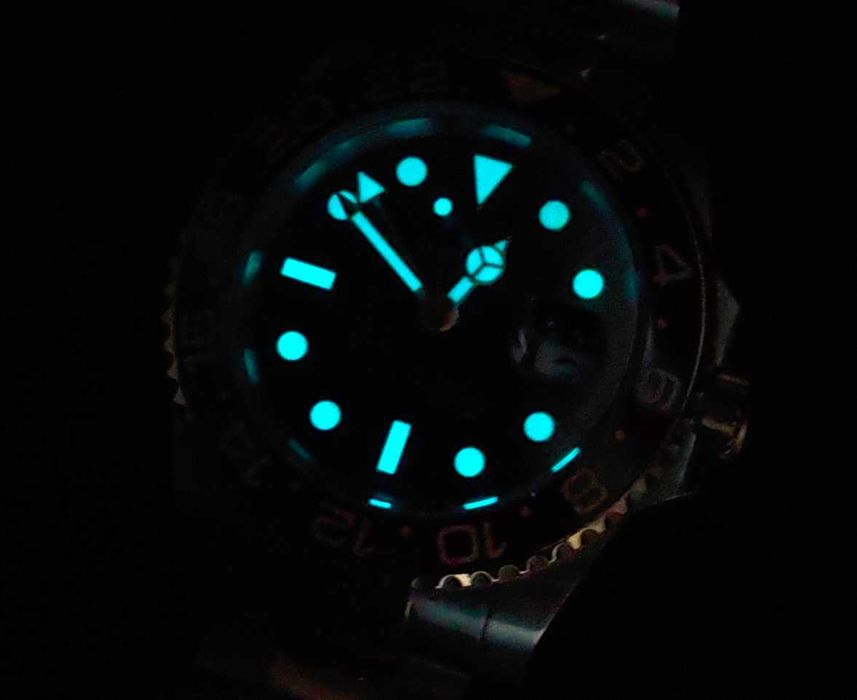 Rolex GMT с 2 секунди отклонение