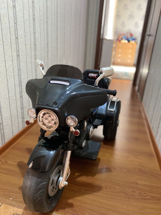 Продам мотоцикл детский Харлей
