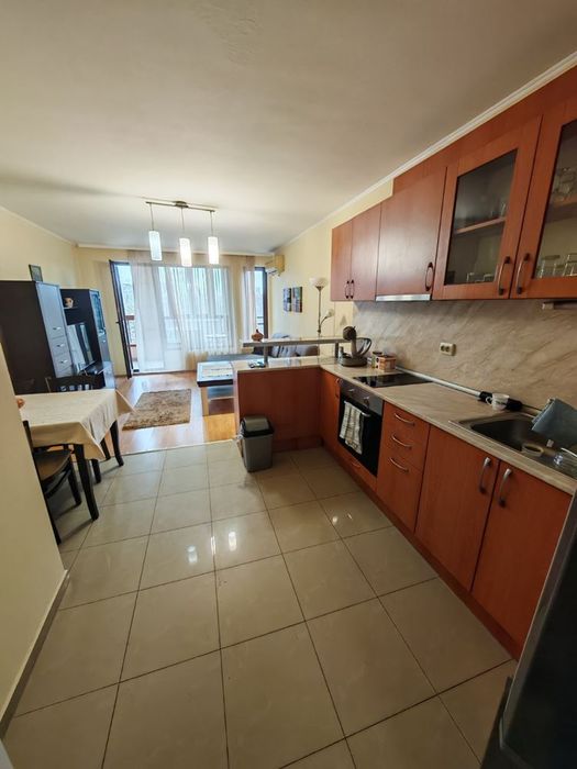 Продава се Двустаен апартамент в Бургас, Лазур - 77 кв.м за 1689 €/кв.м - Снимка #10