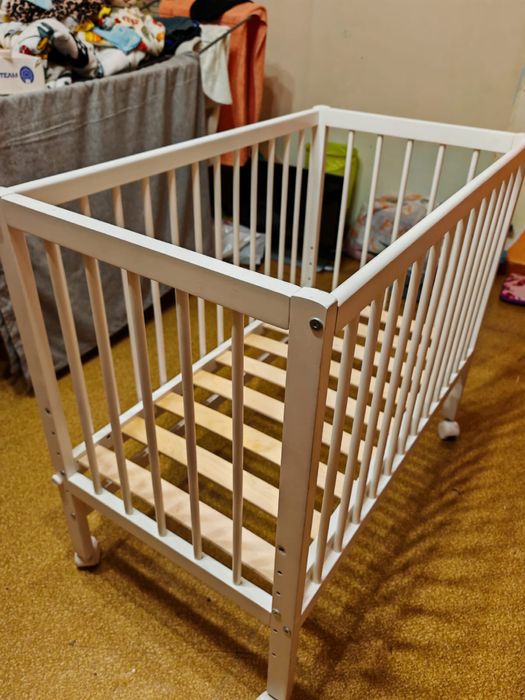 Кроватка для малыша