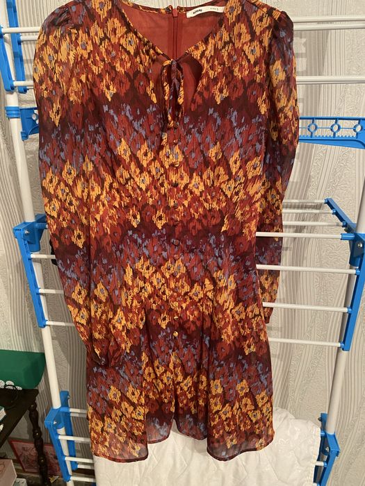 Продам красное платье и др