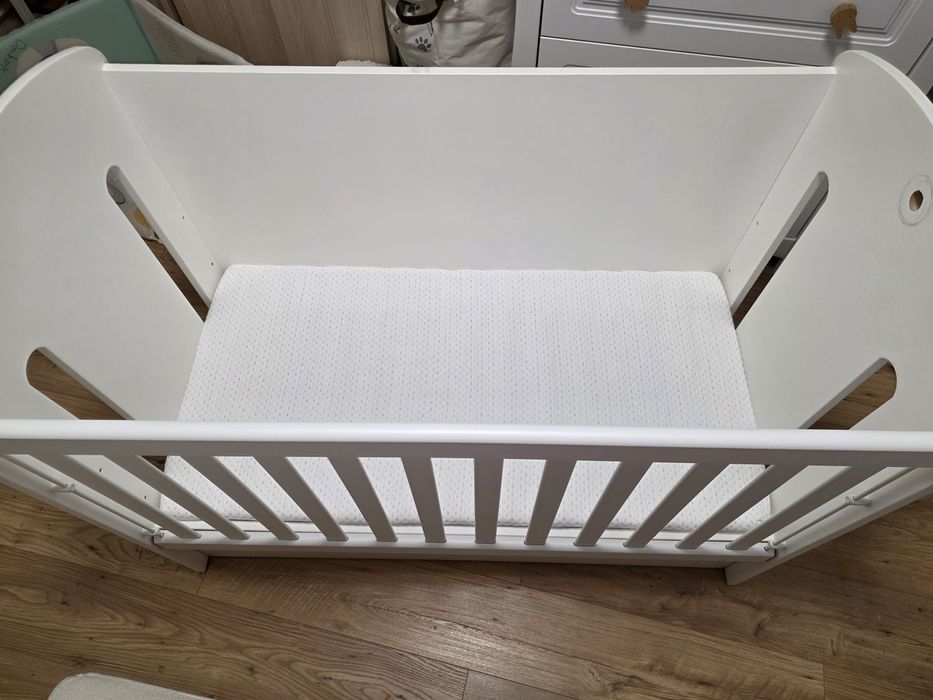 Бебешка кошара с матрак и подматрачна рамка