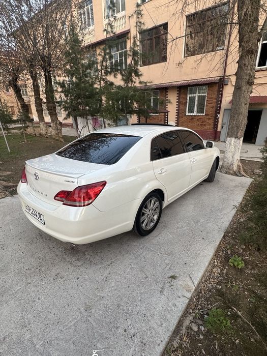 Продпётся тойота авалон 2007 года в идияльном состояние