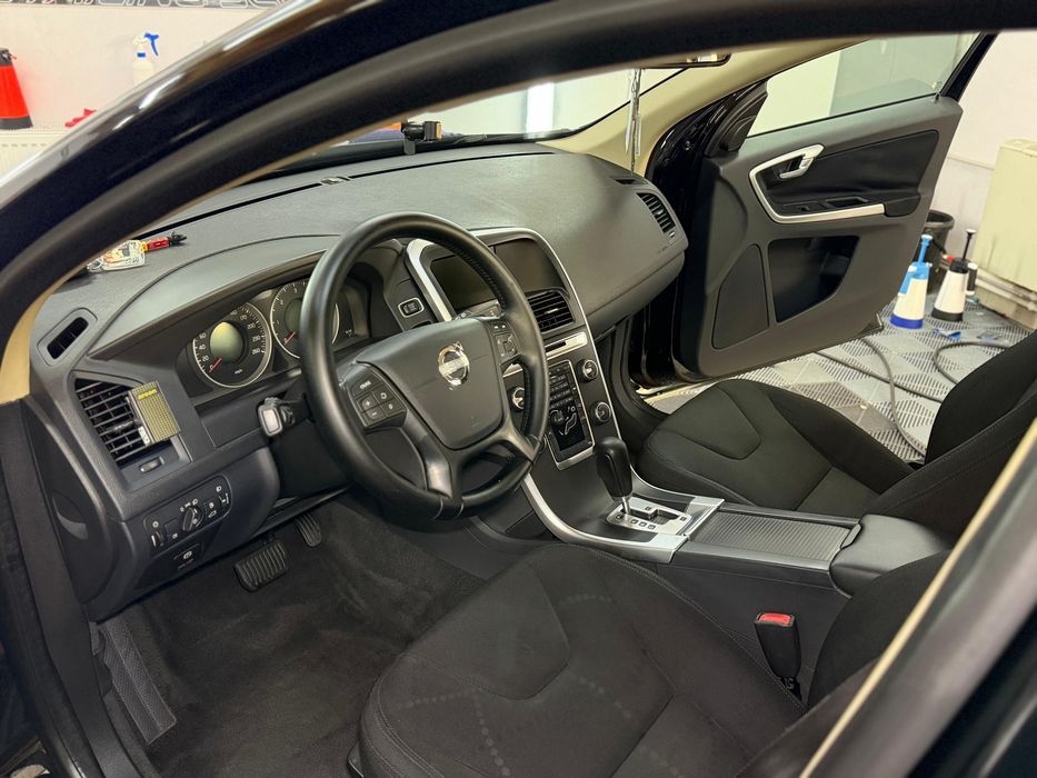 Volvo  Xc 60 2.0 Diesel D5