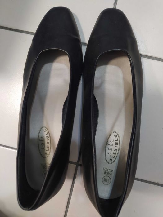 Официални дамски обувки - големи номера