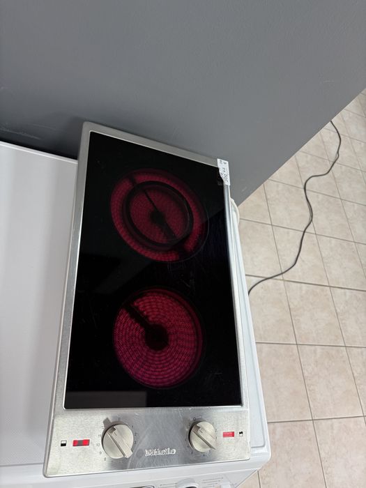 Miele CS 1112 E стъклокерамичен плот ДВОЙКА за вграждане/24 мес гаранция