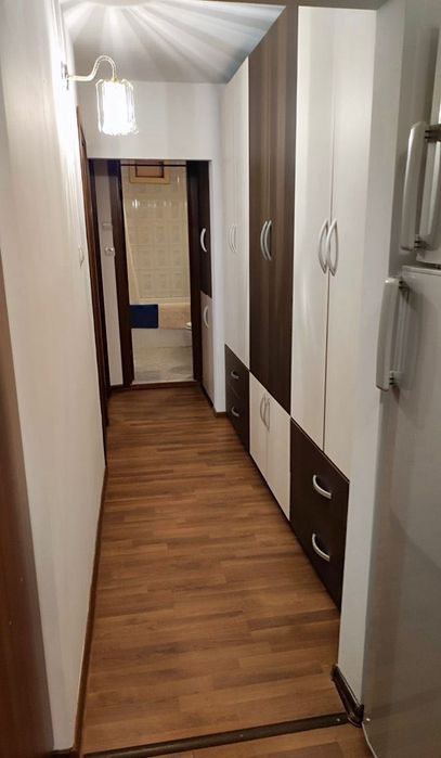 apartament cu 3 camere de vânzare