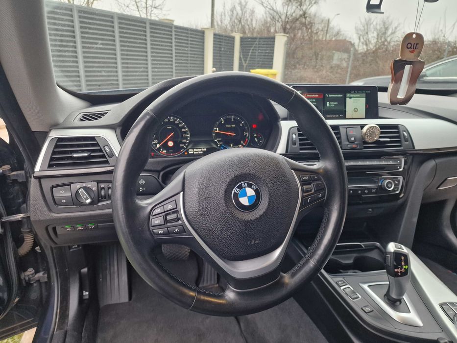 BMW 3 Series 2020 — imagine 5