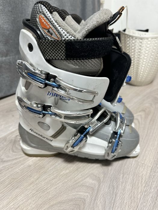 Ски обувки rossignol