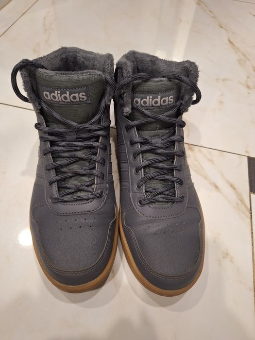 Намалям-Мъжки кецове на адидас  номер 42 1/2