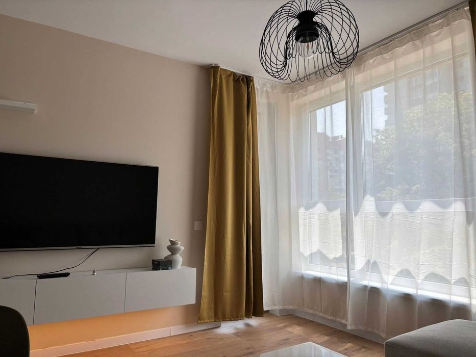 Дава се под наем Двустаен апартамент в София, Зона Б-18 - 65 кв.м за 548.25 € - Снимка #2