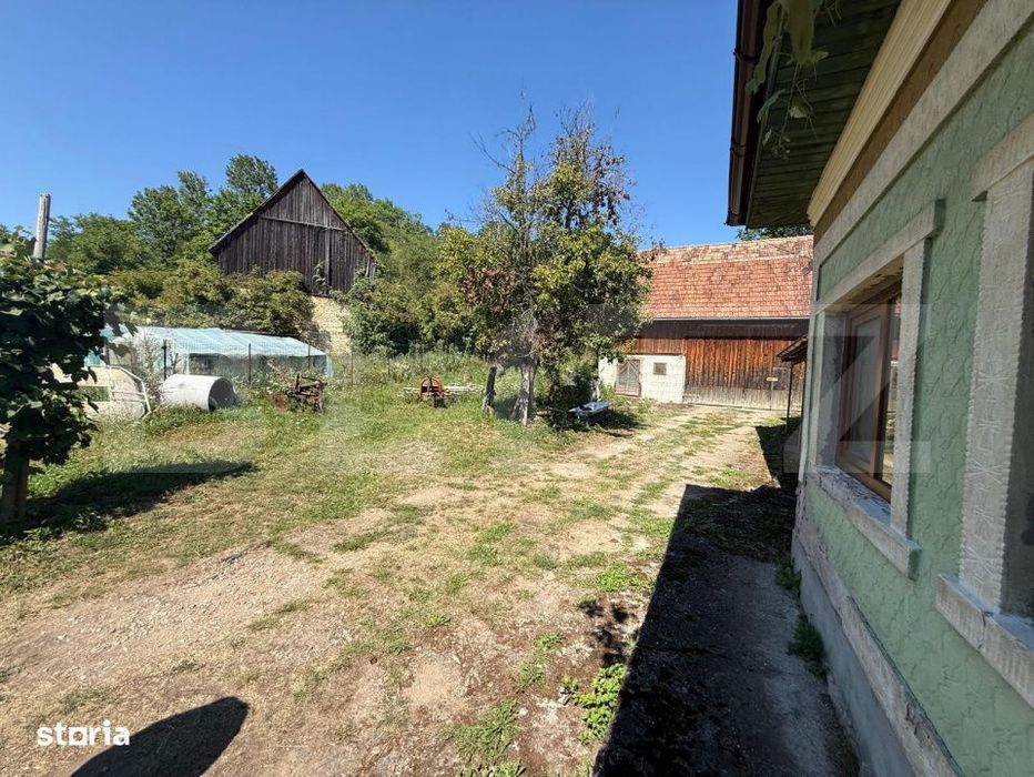 Casa individuala Izvorul Crisului,  teren generos 4459 mp