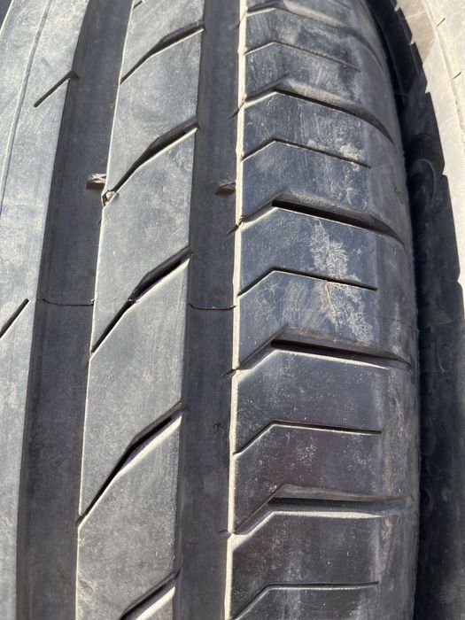 4 бр. летни гуми 235/55/19 Continental AO DOT 0220/2117 2x7 mm 2x5,5 m