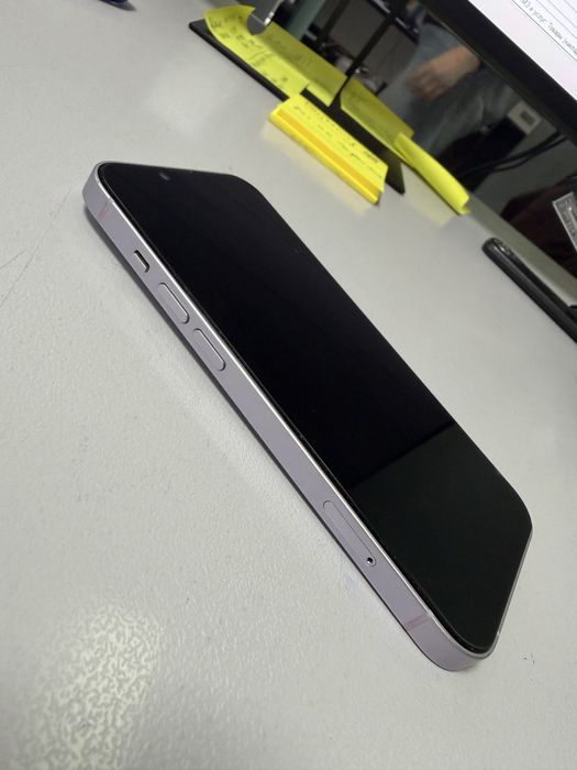 iPhone 14 , 128 срочно! Б/у. Торг есть