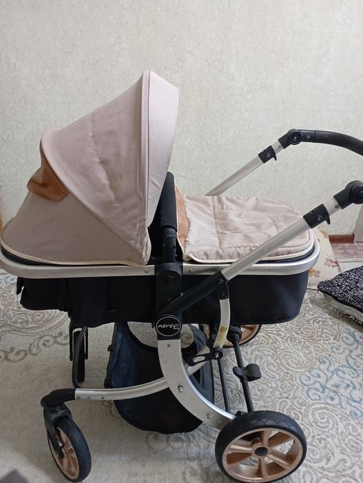 Продам коляску за 15 000т