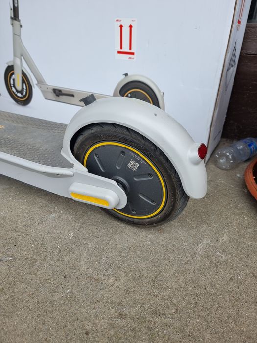 Тротинетка -скутер ninebot g30 max