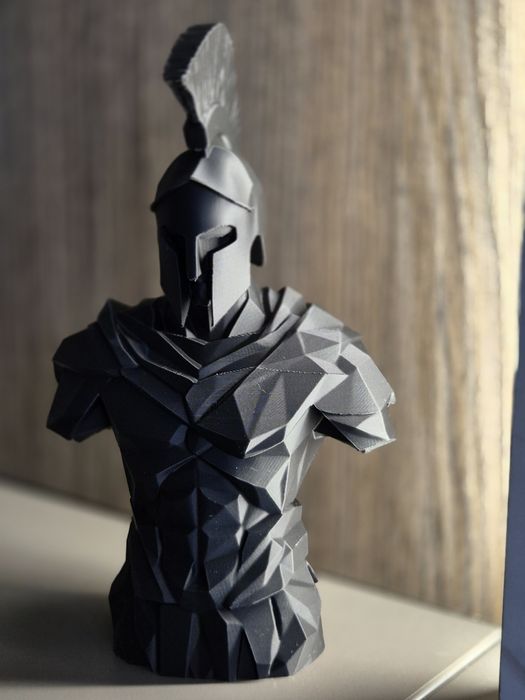 Статуетка Спартанец – модерна 3D фигура 17 см.