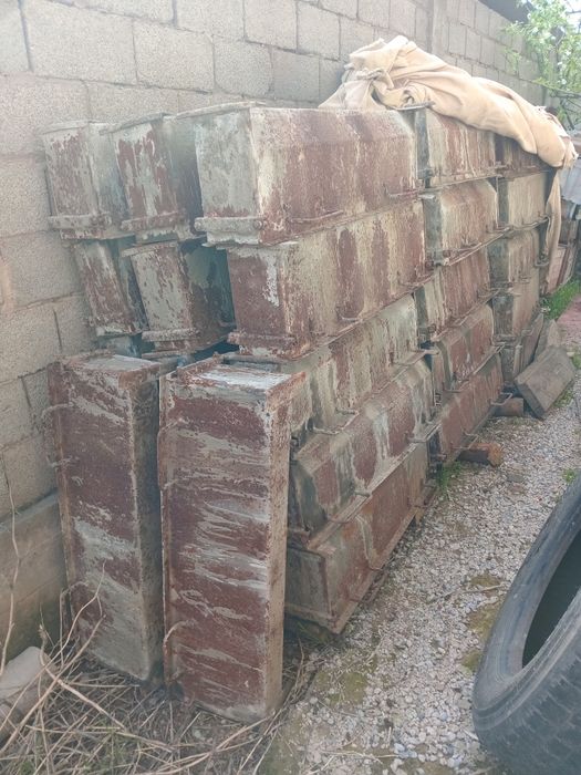 Форма бордюрная металлические