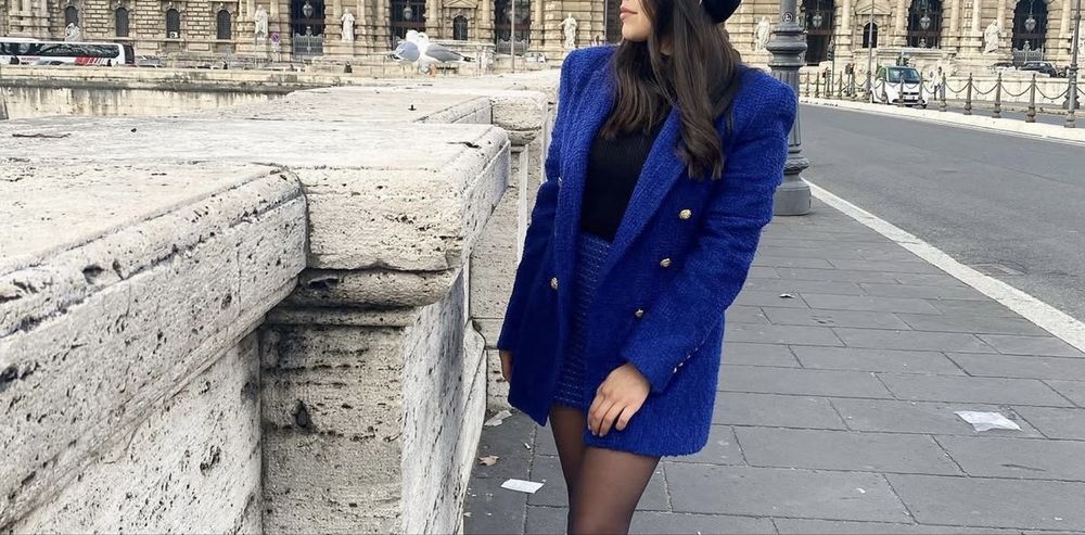 Синьо сако  ZARA