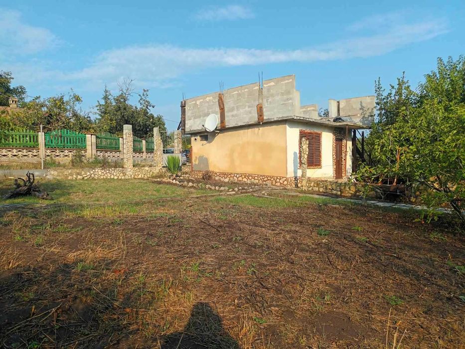 Продава се Къща в Варна, Аспарухово - 30 кв.м за 850 €/кв.м - Снимка #1