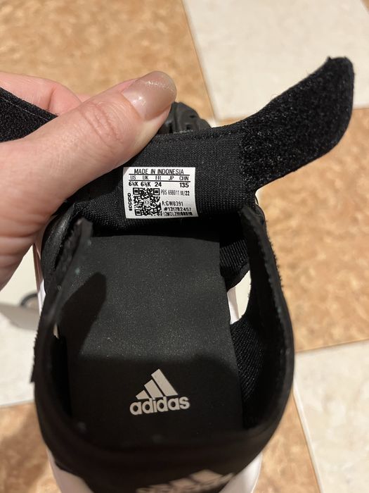 Детски сандалки Adidas