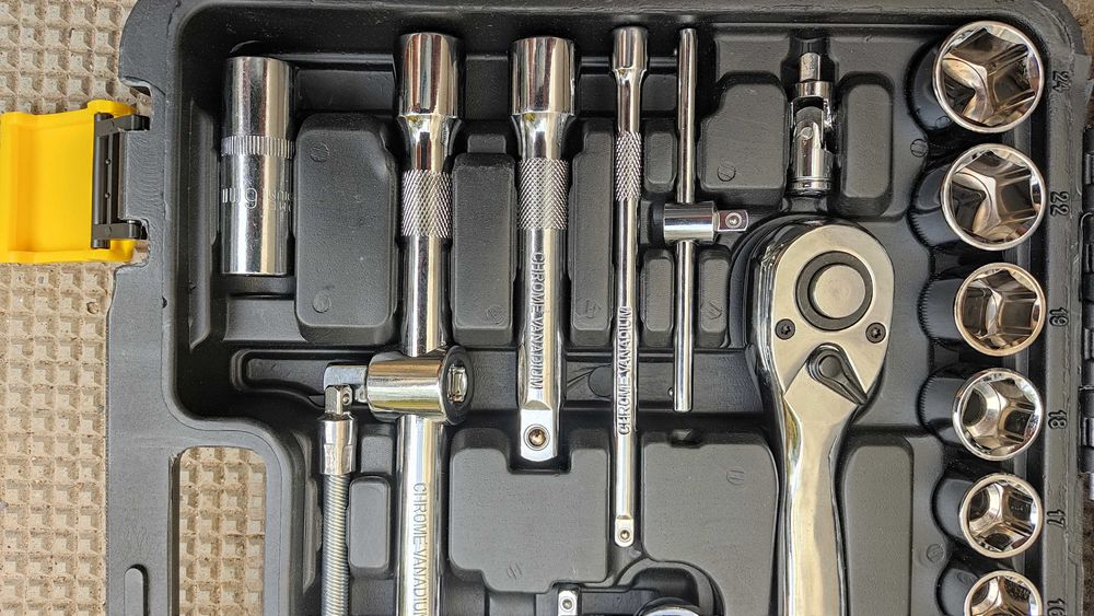 Комплект гедоре 1/2 1/4  гаечни ключове вложки накрайници тресчотки