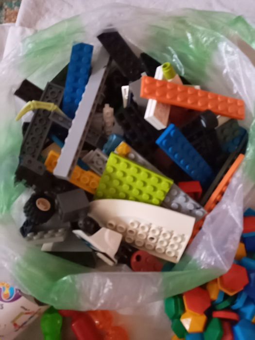 Игрушки все за 2000