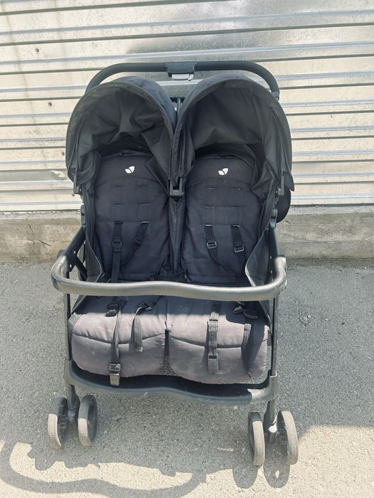 Коляска для двойни