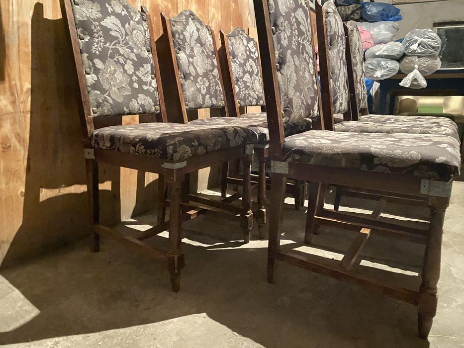 Продам стулья …..