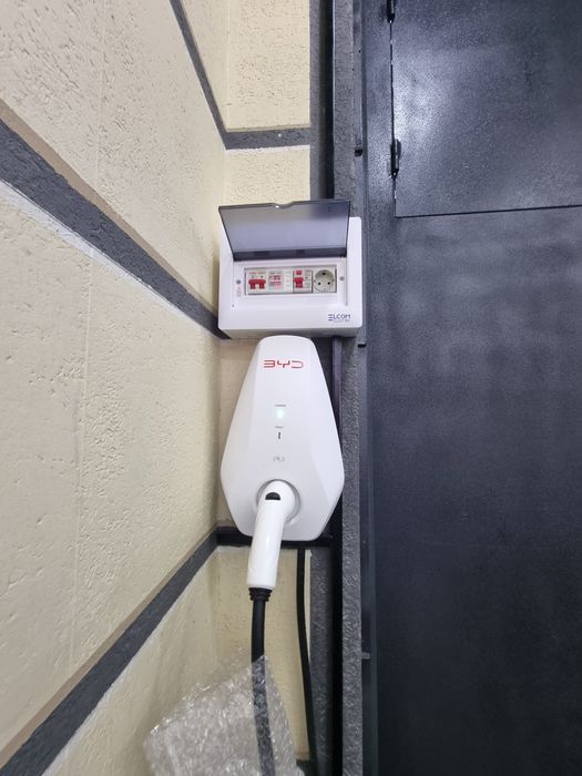 Услуги Элэктирик  Elektrika xizmari 220v 380v Монтаж Кип афтаматика