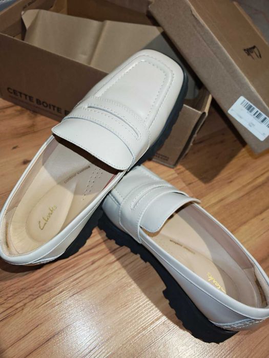 CLARKS - Кожени мокасини