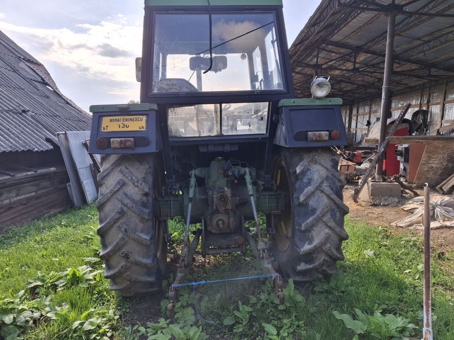 Vând tractor john  Deere