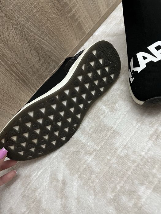 Обувки Karl Lagerfeld