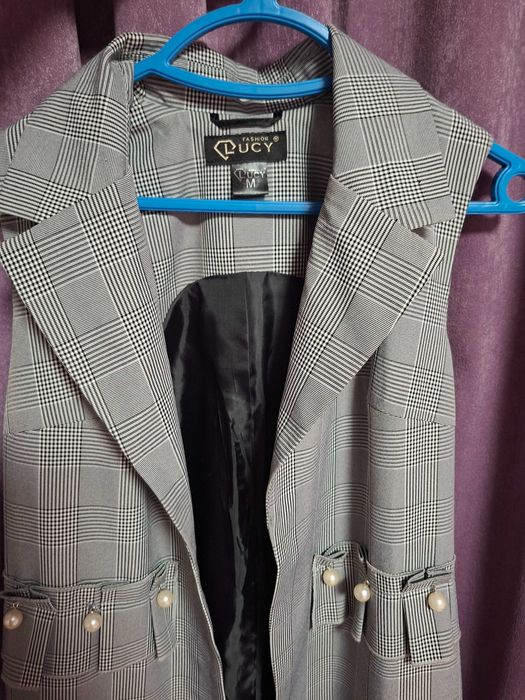 Дамски елегантен елек