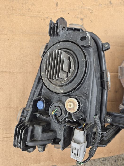 Proiector/Lumini de Zi/semnalizare Stinga Toyota Prius XW50. 2016-2019