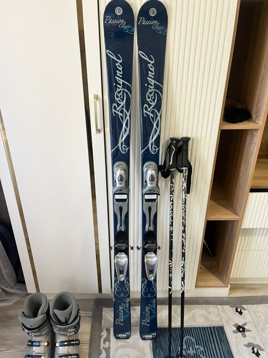 Новые лыжи ботинки палки  ROSSIGNOL