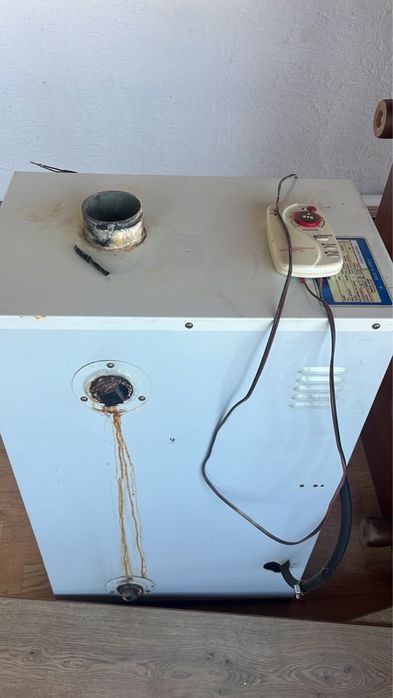 Газовый катёл напольный