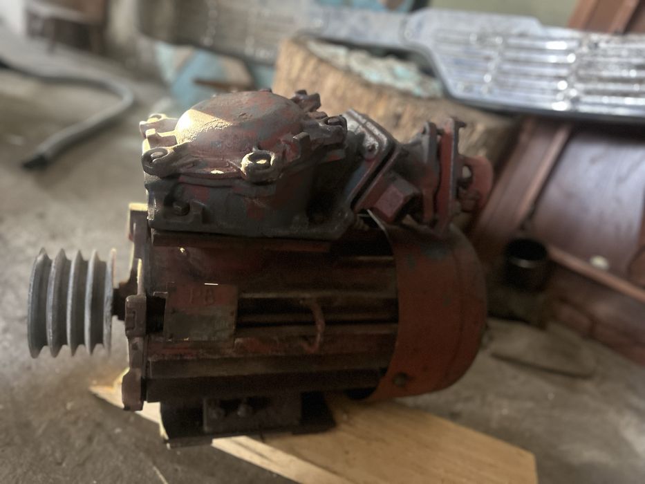 Электродвигатель